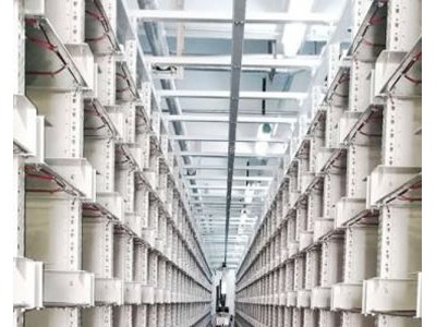 新能源行业图片中的自动化物流（ASRS）解决方案