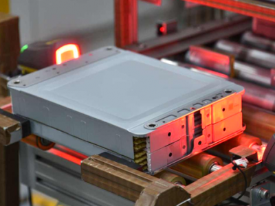 探秘东风日产全自动电池生产线