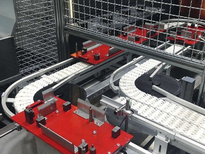 VersaFlex上的自定义托盘
VersaFlex托盘处理系统带有客户特定的托盘